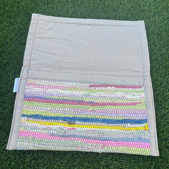 SOUL carrier XL hand woven clutch bag - Picture 3 of 5